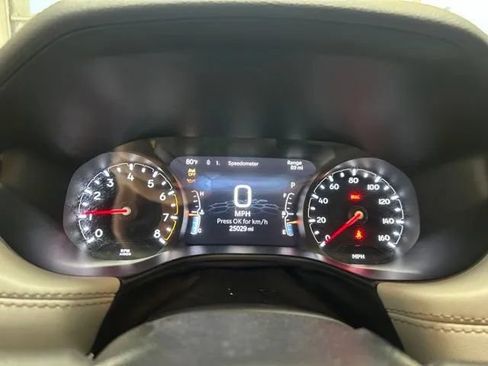 Used 2025 Jeep Compass Limited AWD/4WD image 21
