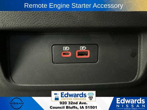Used 2025 Nissan Frontier PRO-4X w/ Interior Protection Package AWD/4WD image 14