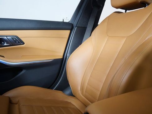 Used 2019 BMW 330i Sedan image 26