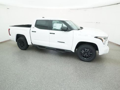 New 2026 Toyota Tundra SR5 AWD/4WD image 15