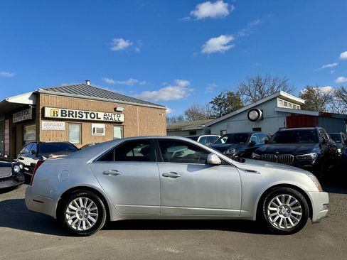 Used 2010 Cadillac CTS Sedan image 8