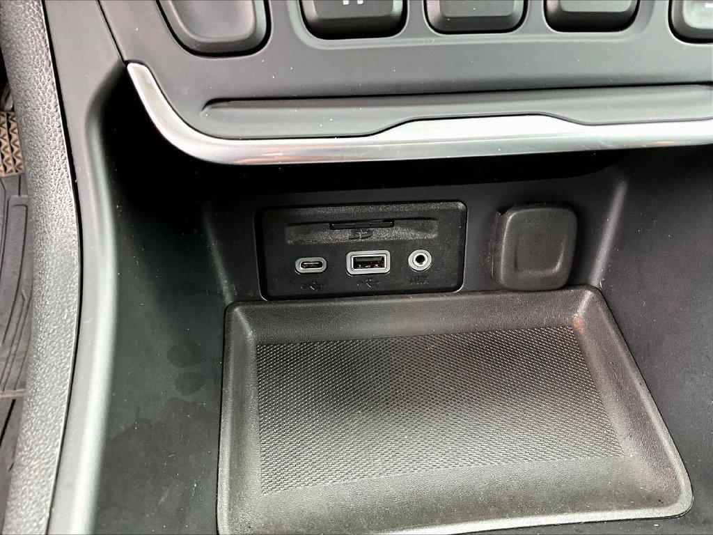 Used 2019 GMC Terrain Denali w/ Advanced Safety Package AWD/4WD image 18