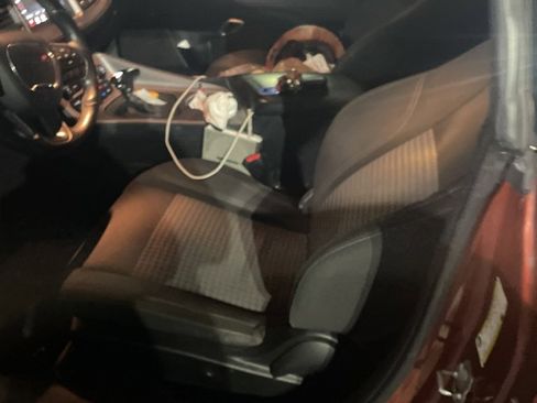 Used 2023 Dodge Challenger SXT w/ Blacktop Package image 10