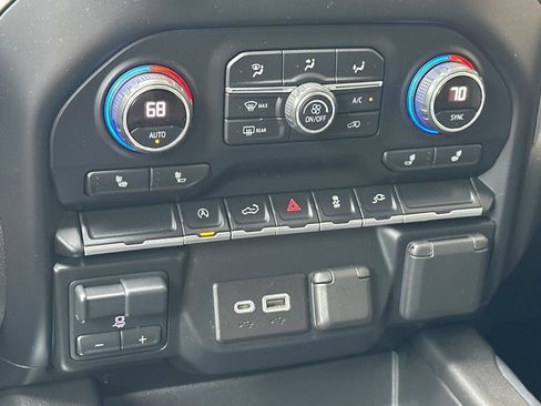 Certified 2021 Chevrolet Silverado 1500 RST w/ Convenience Package II image 27