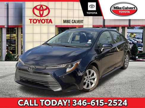 Used 2023 Toyota Corolla LE FWD image 1