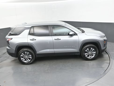 Used 2026 Chevrolet Equinox LT FWD image 27