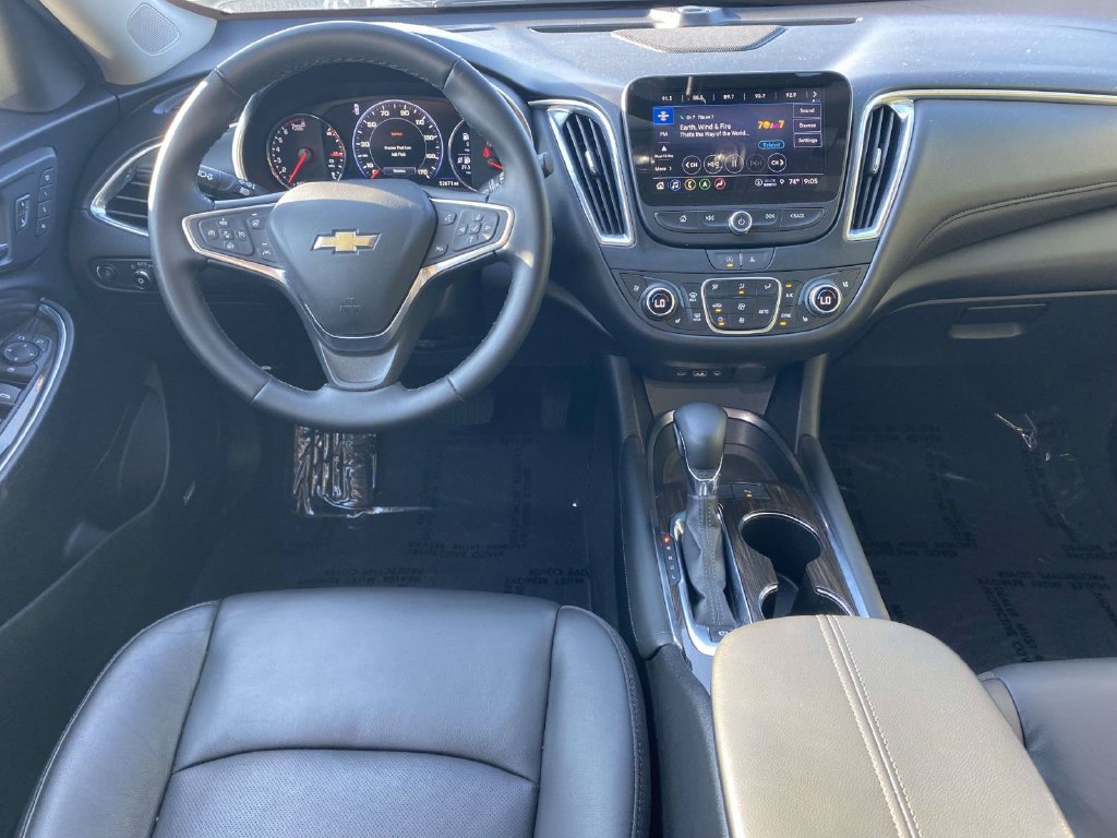 Used 2024 Chevrolet Malibu LT FWD image 9
