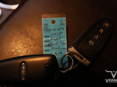 Used 2015 Ford Expedition EL Platinum image 10