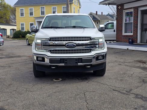 Used 2018 Ford F150 Lariat w/ Equipment Group 502A Luxury AWD/4WD image 2
