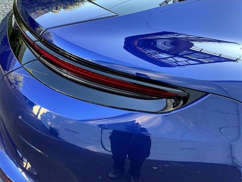 Certified 2024 Porsche Panamera image 31