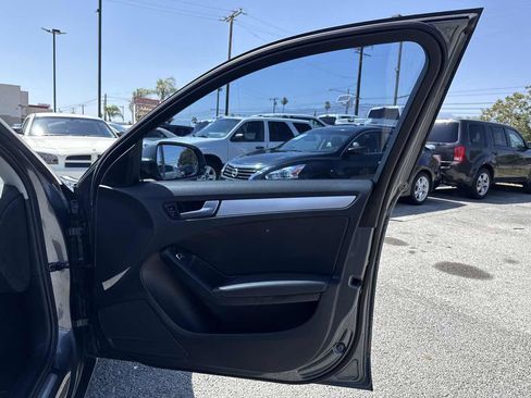 Used 2013 Audi A4 2.0T Premium w/ Convenience Pkg FWD image 17