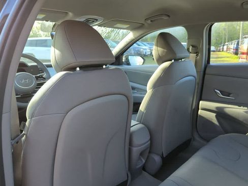 New 2026 Hyundai Elantra SE FWD image 19