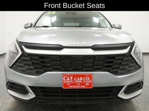 Used 2023 Kia Sportage LX AWD/4WD image 2