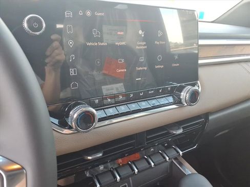 New 2026 GMC Canyon Denali AWD/4WD image 20