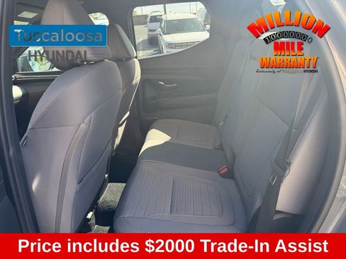 Used 2023 Hyundai Santa Cruz SEL image 11
