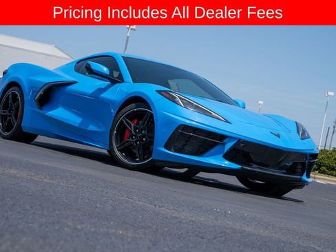 Used 2021 Chevrolet Corvette Stingray Preferred Cpe w/ 2LT RWD image 2