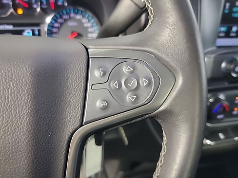 Used 2018 Chevrolet Silverado 1500 LT w/ Texas Edition AWD/4WD image 36