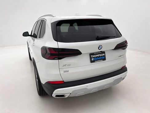 Used 2026 BMW X5 xDrive40i AWD/4WD image 6
