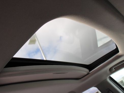 Used 2011 Honda Odyssey EX-L image 21