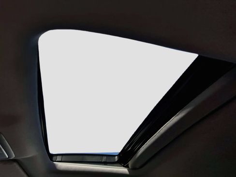 Used 2024 Honda Odyssey EX-L image 21