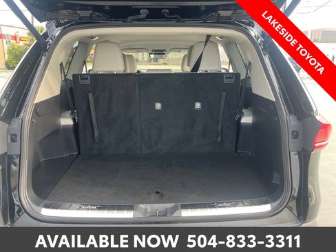 Certified 2024 Toyota Grand Highlander FWD image 22