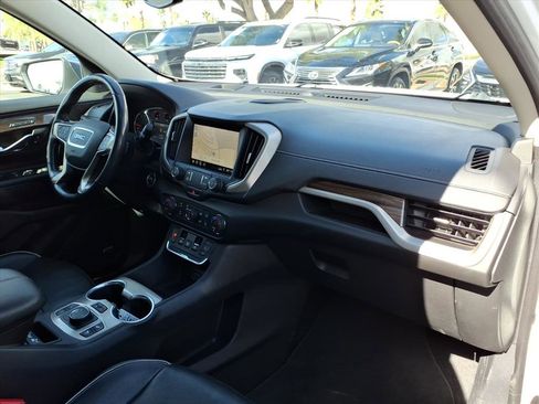 Used 2020 GMC Terrain Denali w/ Denali Premium Package image 11