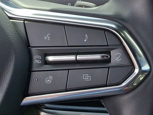 Used 2025 Chevrolet Equinox LT AWD/4WD image 22