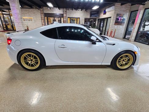 Used 2017 Subaru BRZ Limited image 8