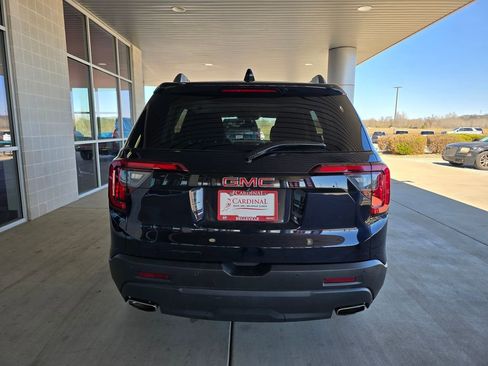 Used 2022 GMC Acadia SLE w/ Elevation Edition image 7