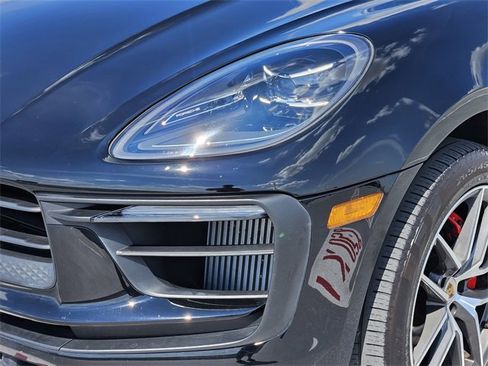 Used 2024 Porsche Macan S image 8