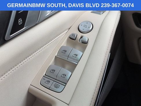 Used 2025 BMW X7 M60i AWD/4WD image 27