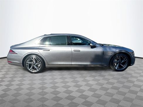 Used 2023 Genesis G90 3.5T image 5