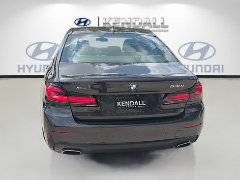 Used 2022 BMW 530i xDrive w/ Premium Package AWD/4WD image 5