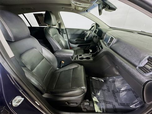 Used 2017 Kia Sportage SX image 12