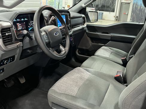 Used 2023 Ford F150 XLT w/ Trailer Tow Package image 11