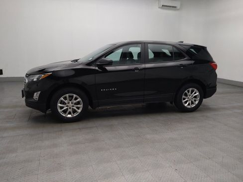 Used 2020 Chevrolet Equinox LS image 2