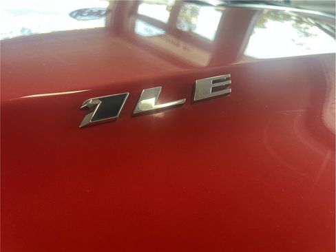 Used 2015 Chevrolet Camaro SS w/ SS Performance Package RWD image 7