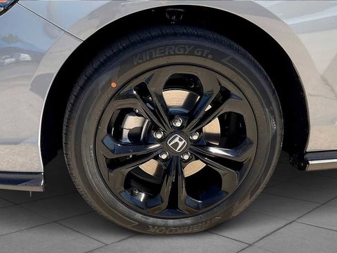 New 2025 Honda Accord SE image 11