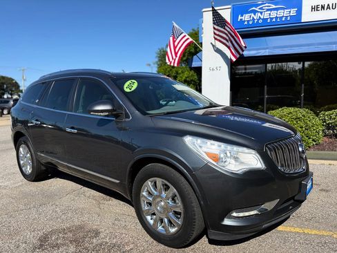Used 2014 Buick Enclave Leather FWD image 4