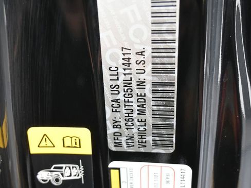 Used 2022 Jeep Gladiator Overland image 16