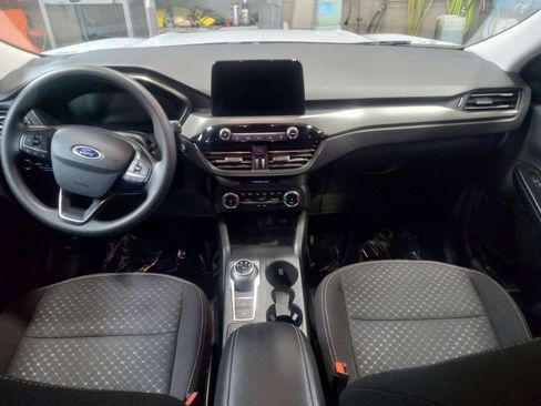 Certified 2025 Ford Escape Active AWD/4WD image 24