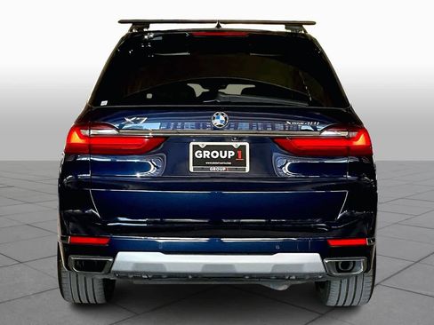 Used 2022 BMW X7 xDrive40i w/ Premium Package image 4