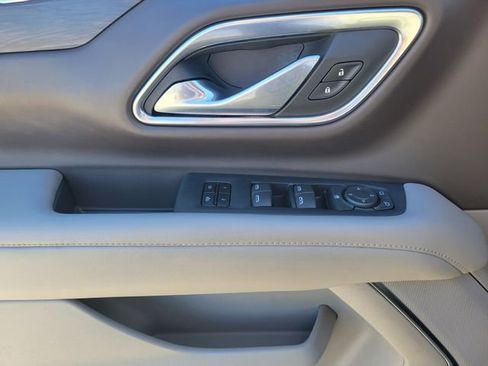 Used 2024 Chevrolet Tahoe LT image 17