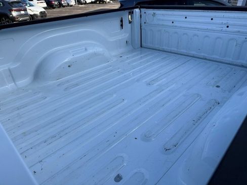 Used 2022 RAM 2500 Tradesman w/ Chrome Appearance Group image 4