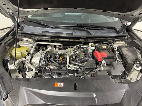 Used 2022 Mitsubishi Outlander SE image 6