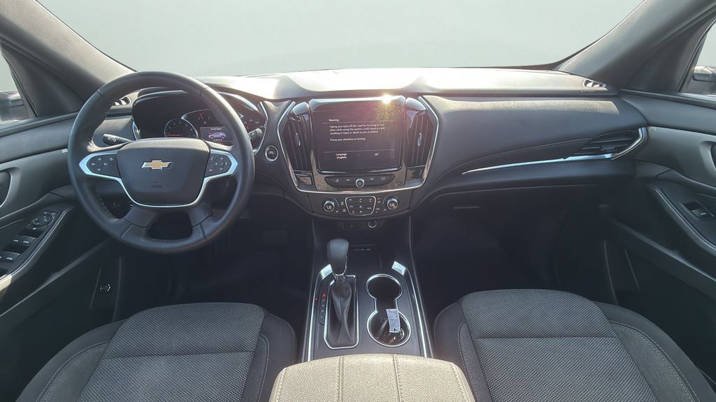 Used 2023 Chevrolet Traverse LT w/ LPO, Cargo Package AWD/4WD image 12