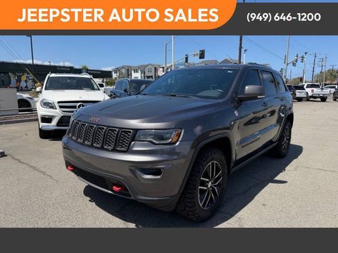 Used 2017 Jeep Grand Cherokee Trailhawk w/ Trailhawk Luxury Group AWD/4WD image 1