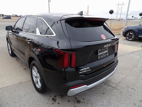New 2026 Kia Sorento LX image 10