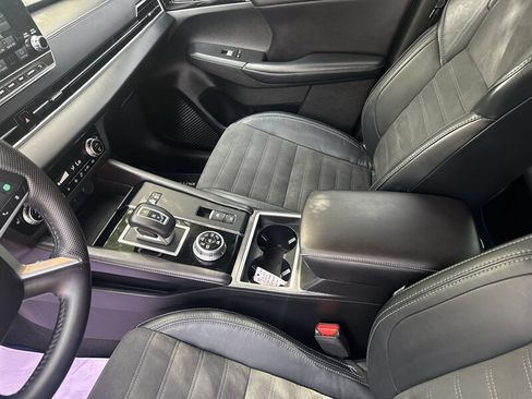 Used 2023 Mitsubishi Outlander SE AWD/4WD image 34