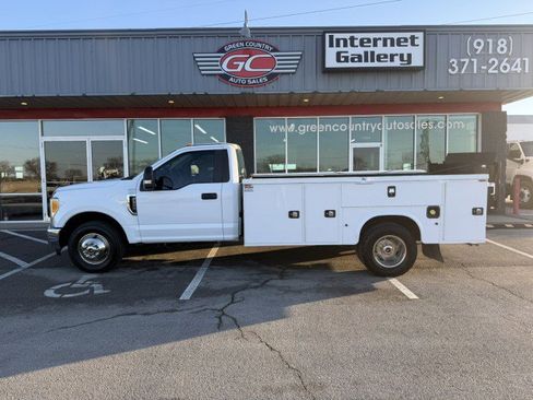 Used 2017 Ford F350 XL w/ Power Equipment Group image 1